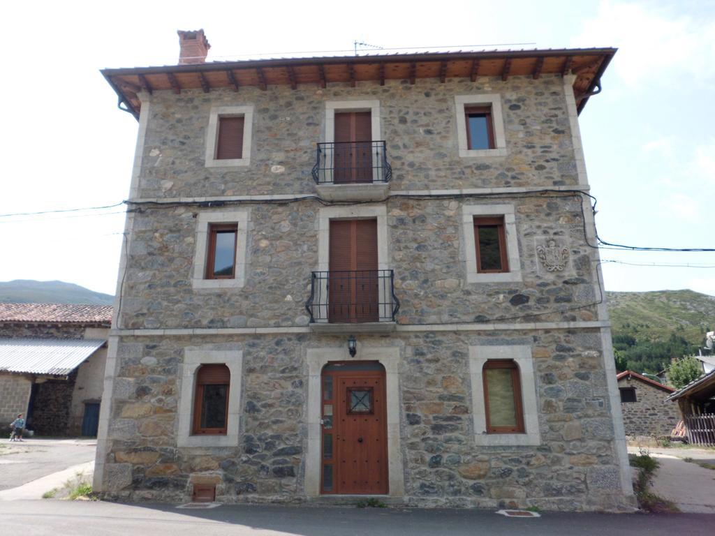 Casa Rural La Altanera Barniedo de la Reina エクステリア 写真